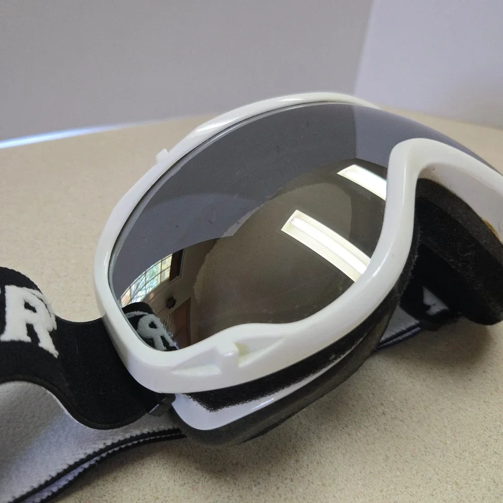 Zionor‎ Ski Snowboard Goggles  Unisex White Mirrored Lens Adjustable Strap Gear